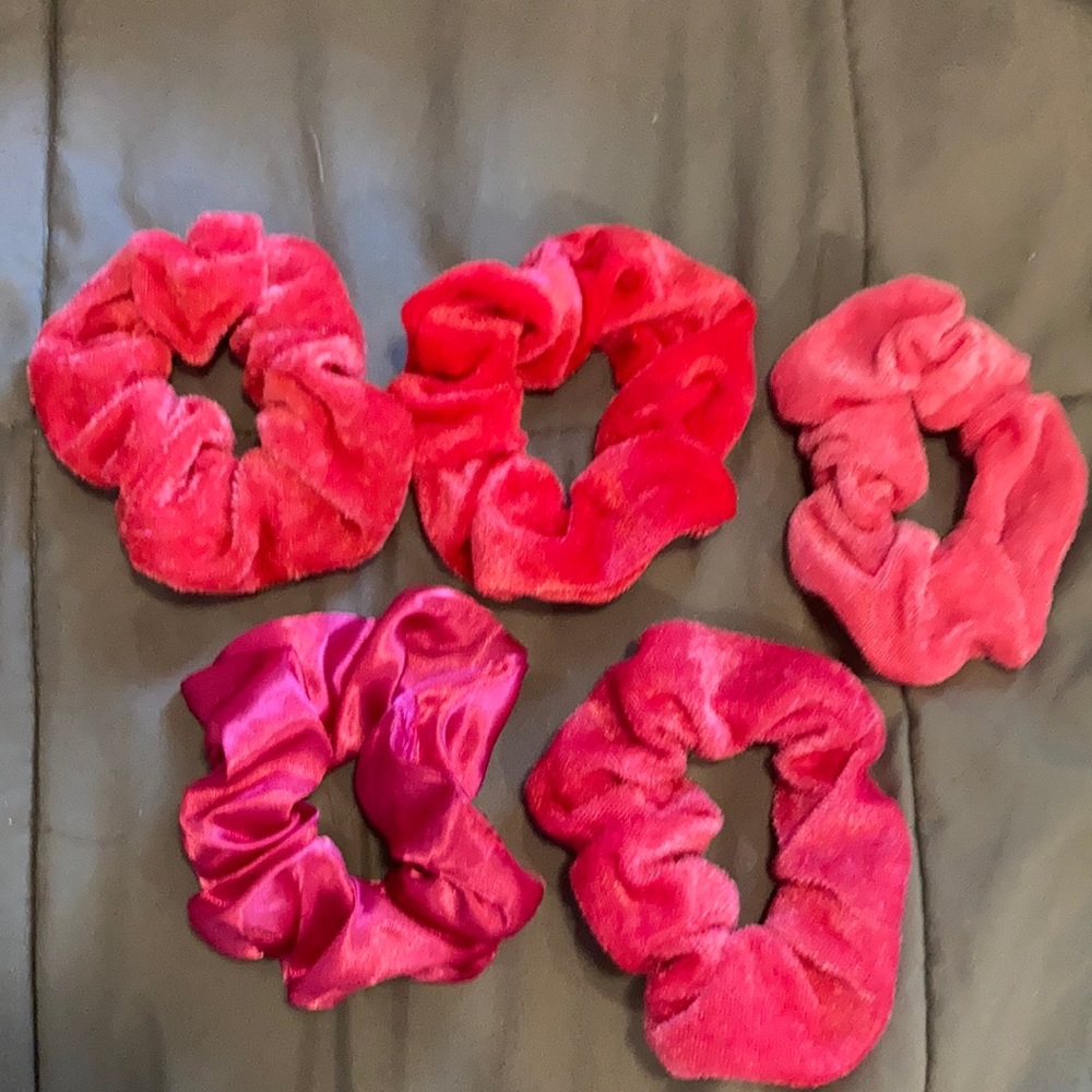 5 pcs hot pink scrunchies